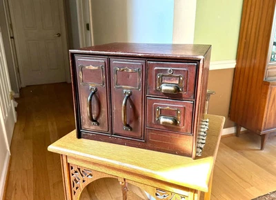 Contenedor organizador de metal industrial | Contenedor de archivo de metal | Almacenamiento rústico | Art Metal Co Foto 1 de 4