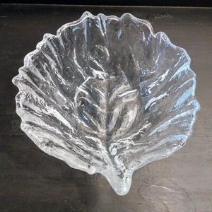 1 Blenko Glass 6 1/2" CABBAGE LEAF BOWL Crystal #838s - Picture 1 of 8