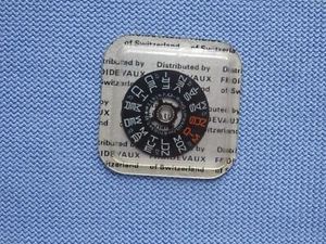 Seiko 6138-0040 BullHead Day Star English-French 870634 Genuine Nos Part - Imagen 1 de 2
