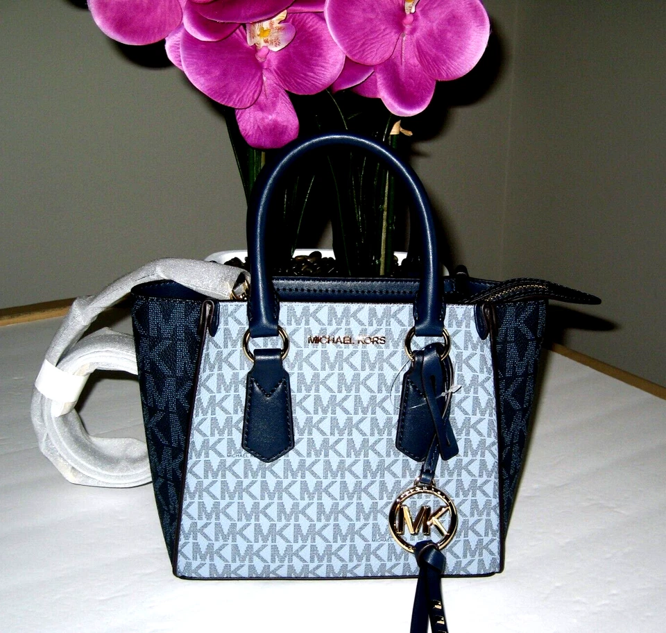 Michael Kors Kris Small Signature Satchel Crossbody Pale Blue NEW🎀NWT🎁 - Image 1 of 4