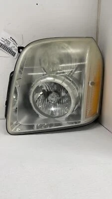 07 GMC YUKON XL 1500 SERIES Headlight Cloudding -2 Tab Denali Driver Left - Image 1 of 4