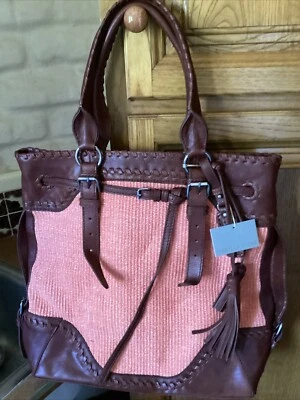 Большая сумка-тоут Isabella Fiore коралловая сплетенная солома и коричневая кожа новая с ценниками 395 долл. США - Изображение 1 из 4