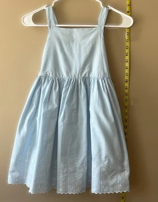 Vestido Nordstrom Azul Niño Pequeño con Bordado Blanco en la Parte Inferior 4t (A28) Foto 1 de 4