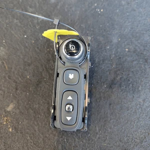 253B08825R Autoradio-Bedienblock RENAULT TRAFIC T27 1.6 dCi (66Kw) PC-TN Frg - Bild 1 von 4