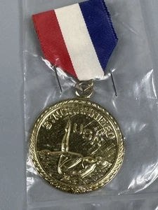 Vintage 1980s AAU Synchronized USA Swimming Gold Medal Red White Blue - Picture 1 of 3