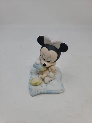 Figura GOEBEL DISNEY Bebés “Minnie Feeding Teddy Bear” Foto 1 de 4