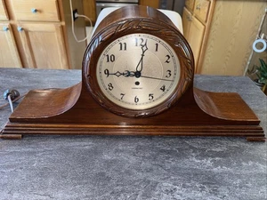 HAMMOND SYCHRONE ELEKTRISCHE MANTELUHR Unikat funktioniert tolles geschnitztes Holz - Bild 1 von 24