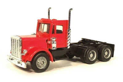 Peterbilt rojo cabina corta 1/87 plástico escala HO 15233 Foto 1 de 2
