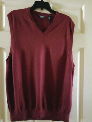 IZOD Red Dahlia Fieldhouse Sweater Vest NEW XLarge NWT $50 Cotton/Acrylic/Wool - Image 1 of 4