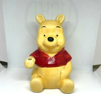 Disney Winnie The Pooh Bear Salvadanaio Moneta Ceramica Porcellana Figura Mod... - Immagine 1 di 4