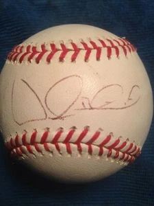 WILSON BETEMIT Signed Autographed Official Major League Baseball AUTO BRAVES - Picture 1 of 3