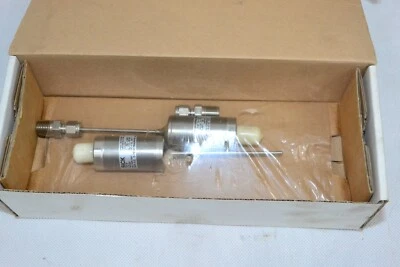 Sick TCT-1AAS40253LZ 6043287 2 pieces and 2x cable 1xPt100/A/3 - Image 1 of 3