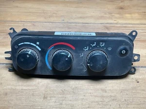 2001-2004 Dodge Ram Climate Control Temperature Module 55056322AB - Picture 1 of 8