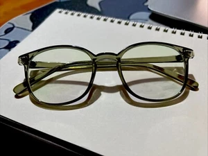 1pcs Woman Eye Glasses Cutesy / Nerd Modern Frame Design Size 49X19-139 - Picture 1 of 1