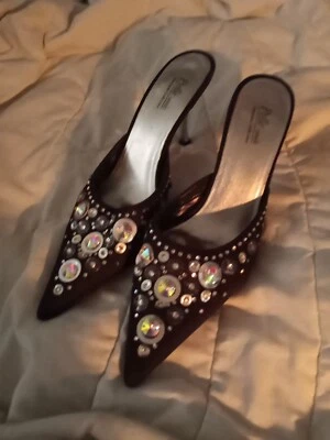 Pelle Moda Platinum Collection Bellini Black Satin Decorated MulePumps  Size 8 M - Image 1 of 4