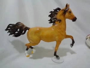 Breyer Huckleberry Bey Custom CM Trotting Traditional Model Horse - Picture 1 of 11