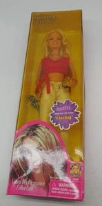DD4 Britney Spears Puppe ~ Lucky in ROT & WEISS Outfit lange Haare NRFB Play Along - Bild 1 von 7