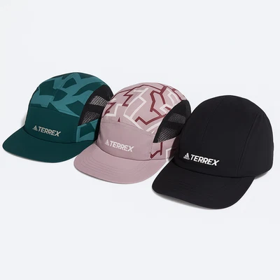 Juego de 3 gorras Adidas Terrex con gráficos de 5 paneles para correr correr senderos OSFM Foto 1 de 4