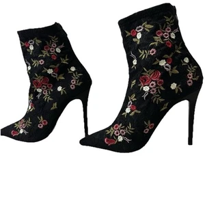 Betsey Johnson bestickte Blumen-Stiefelette Damengröße 5,5 skurril, Rocker - Bild 1 von 16