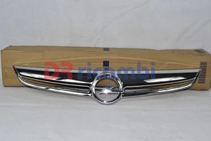 MODANATURA GRIGLIA RADIATORE CROMATA PARAURTI ANT OPEL CORSA D - OPEL 13286001 - Picture 1 of 3