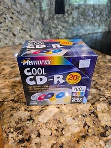 Memorex CD-R 10-Pack Cool Colors 48X 700MB 80 min New Sealed - Picture 1 of 2