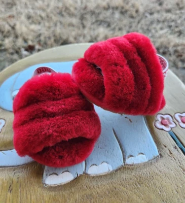 Ugg Fluff Yeah "ROJO" NUEVO Niñas Niño 2/3C Foto 1 de 4