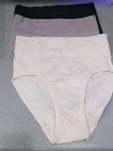 Women's Seamless Smoothing Briefs - Hanes - Assorted Colors -Various Sizes -5 - Picture 1 of 1