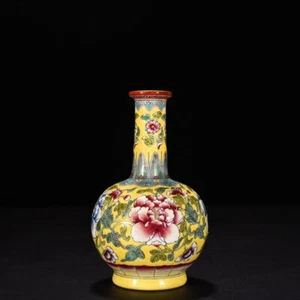 Jarrón antiguo de porcelana con patrón de peonía amarillo de 6,2" de la dinastía Qing marca Kangxi de China - Imagen 1 de 9