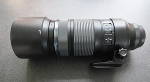 Olympus M.Zuiko Digital ED 100-400mm F5-6,3 Supertele-Zoomobjektiv - MFT - Bild 1 von 4