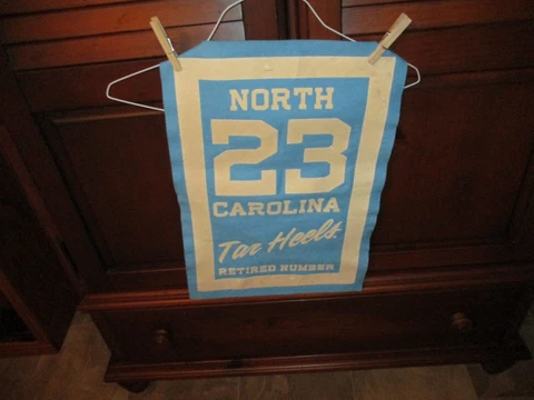 Vintage/ACC/Basketball( UNC/TARHEELS/#23/JORDAN/RETIRED/NUMBER/BANNER)Very/Nice Cover