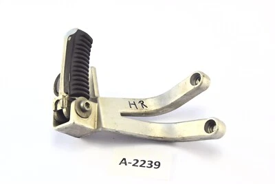 Suzuki RF 900 R GT73B año 1995 - reposapiés trasero derecho soporte A2239 Foto 1 de 2