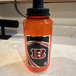 Cincinnati Bengals - 1 LITER WATER BOTTLE - NFL LICENSED - Picture 1 of 4