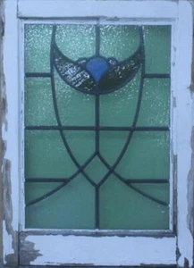 PRETTY ABSTRACT MIDSIZE ENGLISH LEADED STAINED GLASS WINDOW 19 1/2" x 26 3/4" - Picture 1 of 3