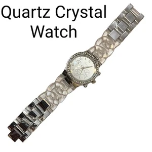 Beautiful Ladies Silver Watch W/ Crystal Bezel, Chain Band 🔥 - Picture 1 of 3