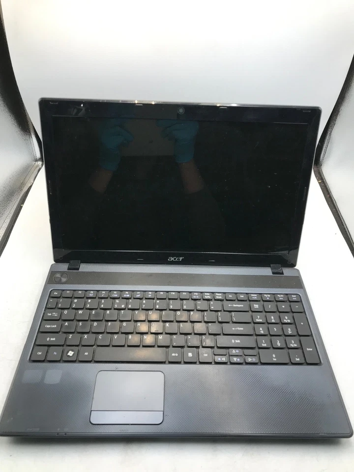 Acer Aspire 5733 Intel Core i3-370M Intel 15,6" Laptop - OHNE POWER - MZ - Bild 1 von 4