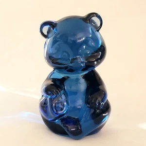 Fermacarte orsacchiotto Fenton blu cobalto seduto statuina vetro altezza 31/2" vintage - Foto 1 di 10