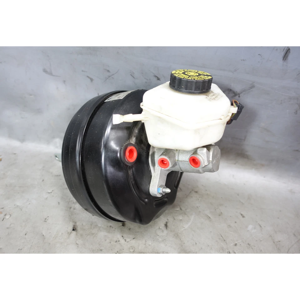 Заводской сервопривод усилителя тормозов и главный цилиндр 2014-2019 BMW F30 3-Series M3 оригинальный - Изображение 1 из 4