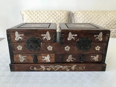 A Chinese mahogany & mother of pearl inlay dressing and jewelry box, early/20th - Image 1 of 4