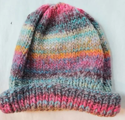 SOMBREROS DE INVIERNO TEJIDOS HECHOS A MANO azul claro amarillo rosa talla única 003 Foto 1 de 2