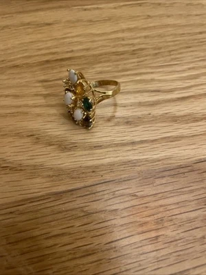 Anillo chapado en oro 14k con ópalo amatista y piedras surtidas Foto 1 de 4