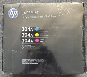 HP LaserJet Tri-Pack 304A Print Catridges - Cyan, Magenta, Yellow) - Photo 1/3