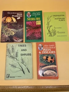 Garden Doctor Allan Seale respuestas simples a problemas de jardín 5 libros de ese tipo - Imagen 1 de 12
