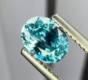 Deslumbrante Impecable 1.73ct Corte Ovalado Color Azul Circón Natural Extraído en Camboya - Imagen 1 de 5