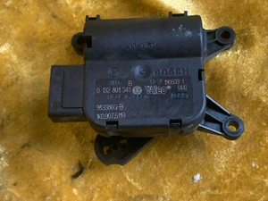 Audi A3 / 8P actuator heating / ventilation 1K0907511B / 0132801341 Bosch - Picture 1 of 1