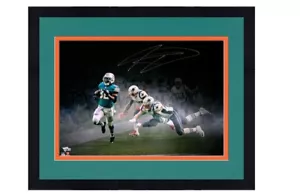 NFL Framed Kenyan Drake Miami Dolphins Autographed 16" x 20" - Picture 1 of 1