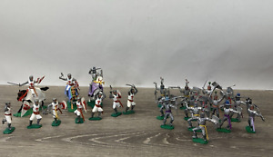 Timpo Swoppets Plastic Playset  Medieval Crusader Knights 54mm Britain Weapons