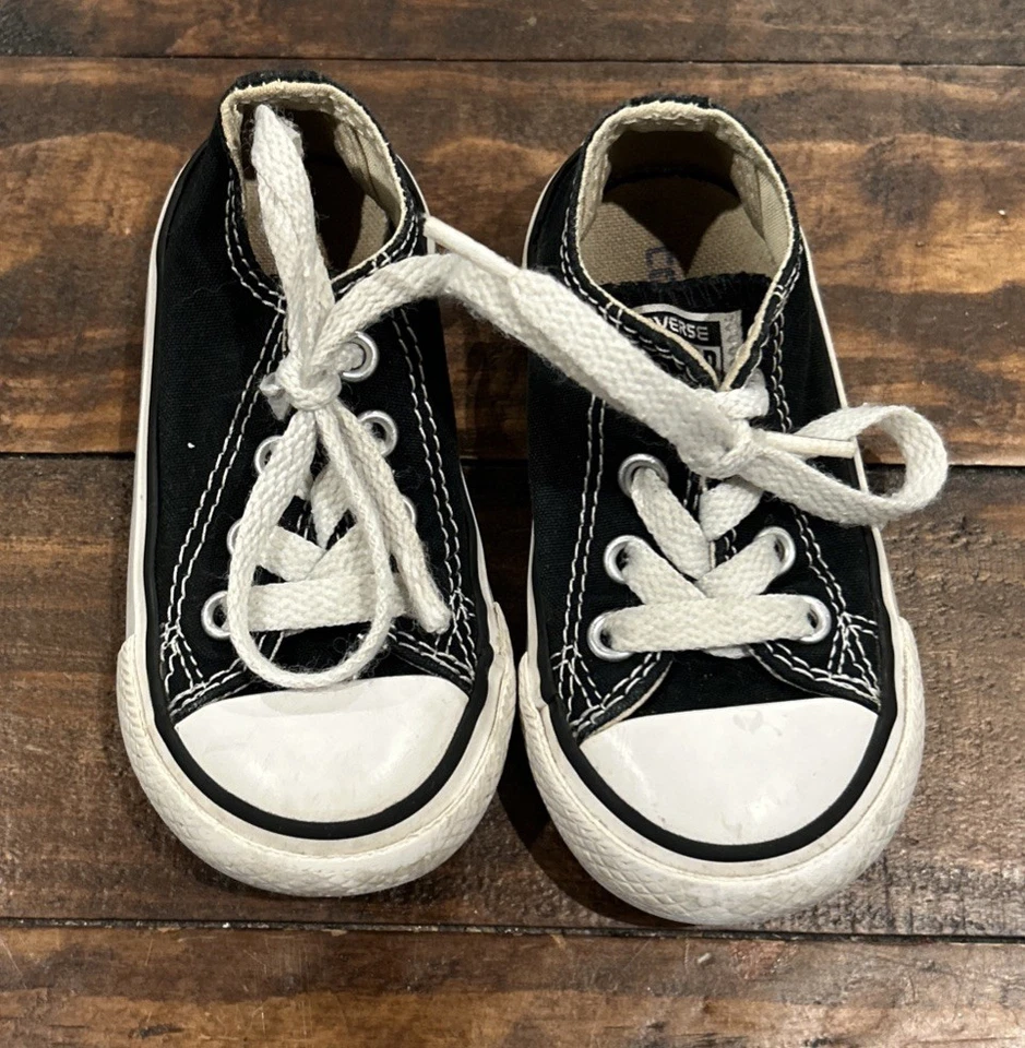 Zapatillas deportivas Converse All Star de caña baja para niños pequeños negras de lona talla 5 Foto 1 de 4