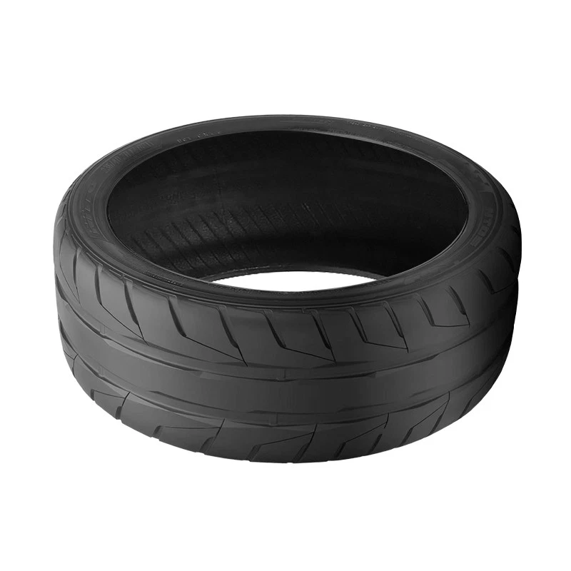 1 X Nitto NT05 235/40/17 90W Max Performance Tire - Image 1 of 4
