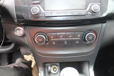 Used A/C Selector Switch fits: 2016 Nissan Sentra w/o dual zone automatic temper Foto 1 de 4