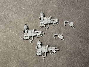 Warhammer 40k Miniatures Space Wolves Heavy Flamers x3 Bits Lot, E169 - Picture 1 of 2